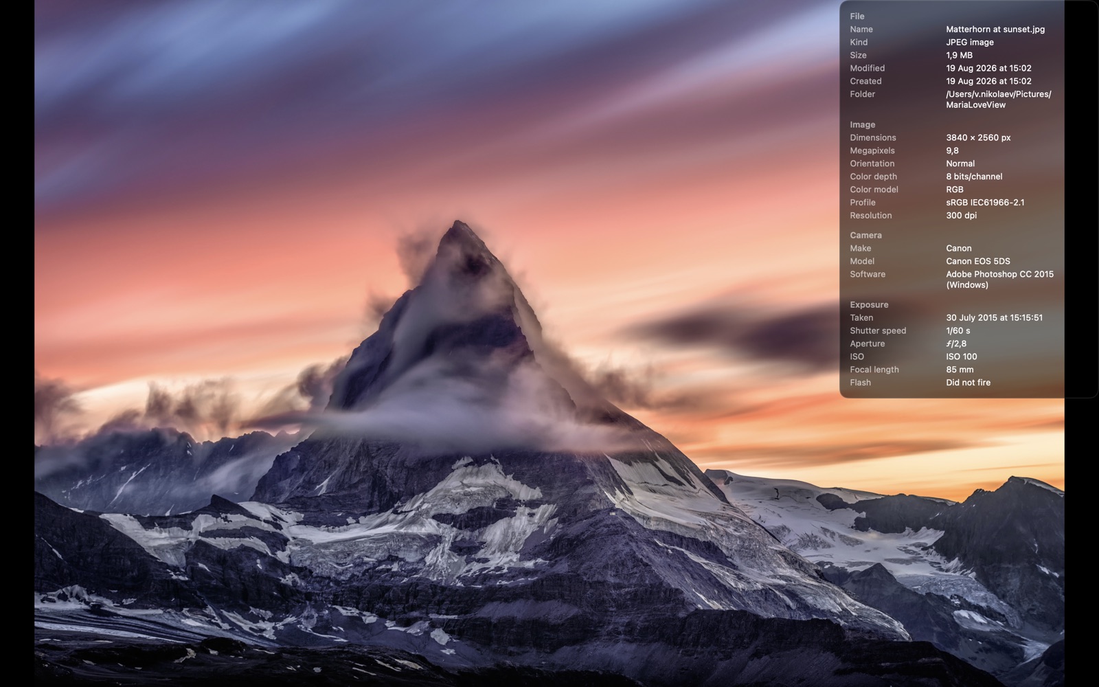 Full-screen viewer with shot information